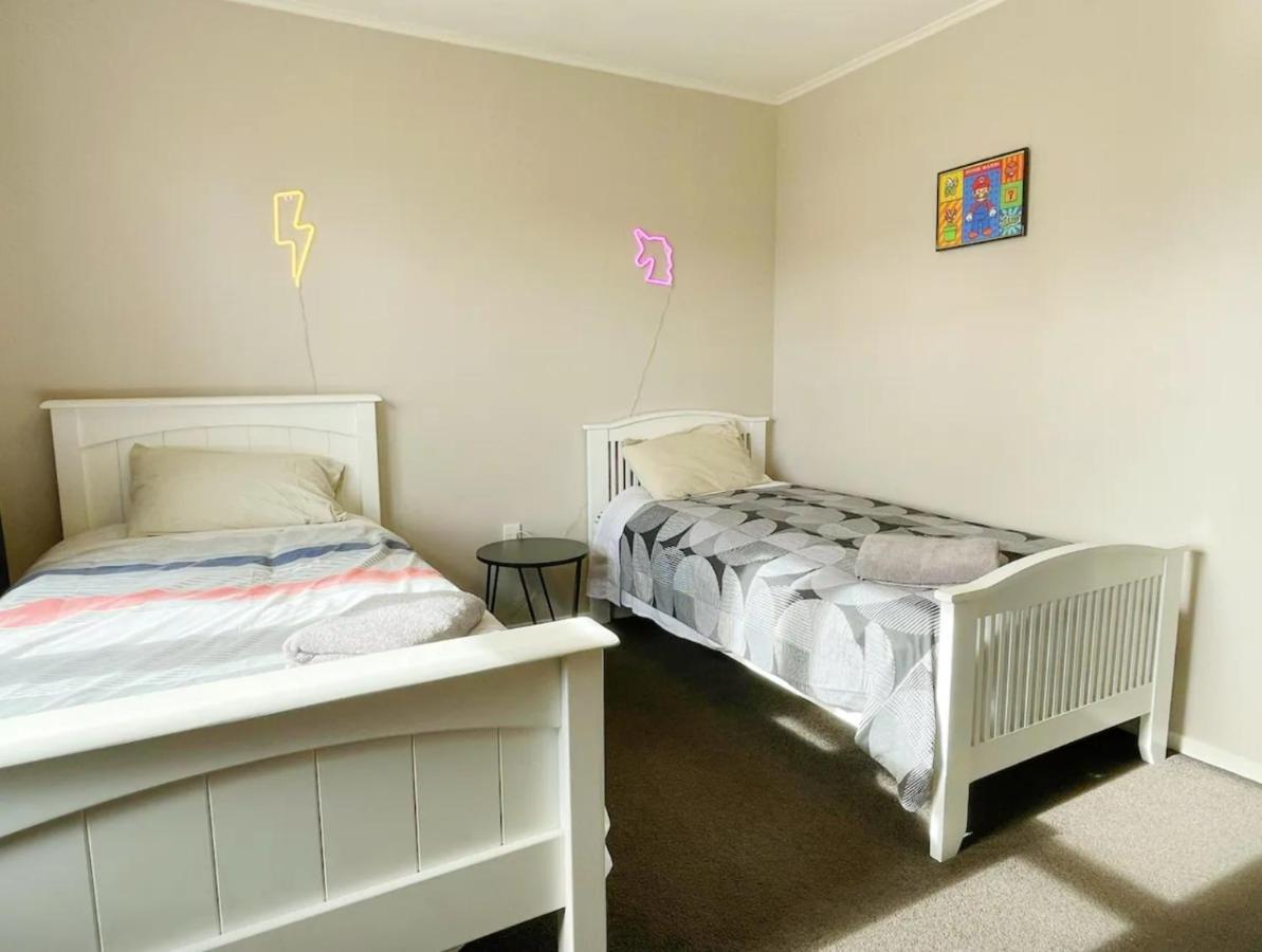3 Bedroom Family House In Excellent Location Hamilton Exteriér fotografie