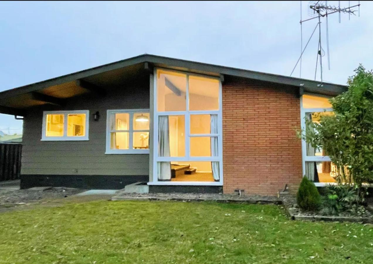 3 Bedroom Family House In Excellent Location Hamilton Exteriér fotografie