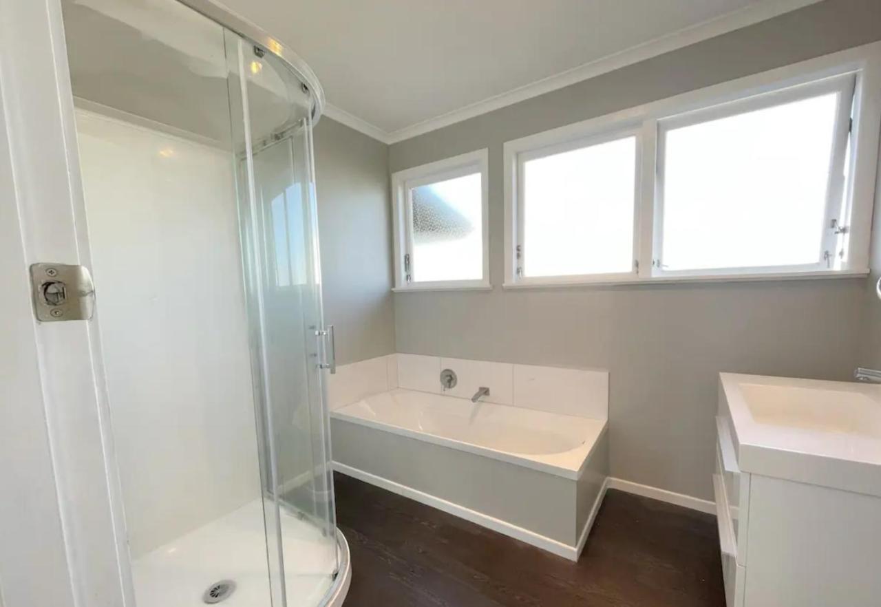 3 Bedroom Family House In Excellent Location Hamilton Exteriér fotografie